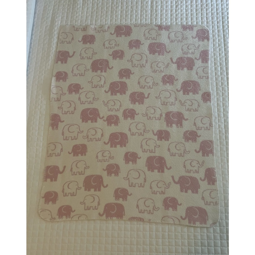Pottery Barn Kids Fleece Baby Blanket In Pink & White Elephant Print